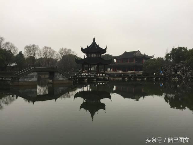 总是深夜emo的曾经你是怎么走出去的？游戏画面